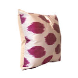 housse de coussin tachetée rose fuchsia