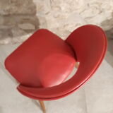 Red vintage leatherette barrel Chair