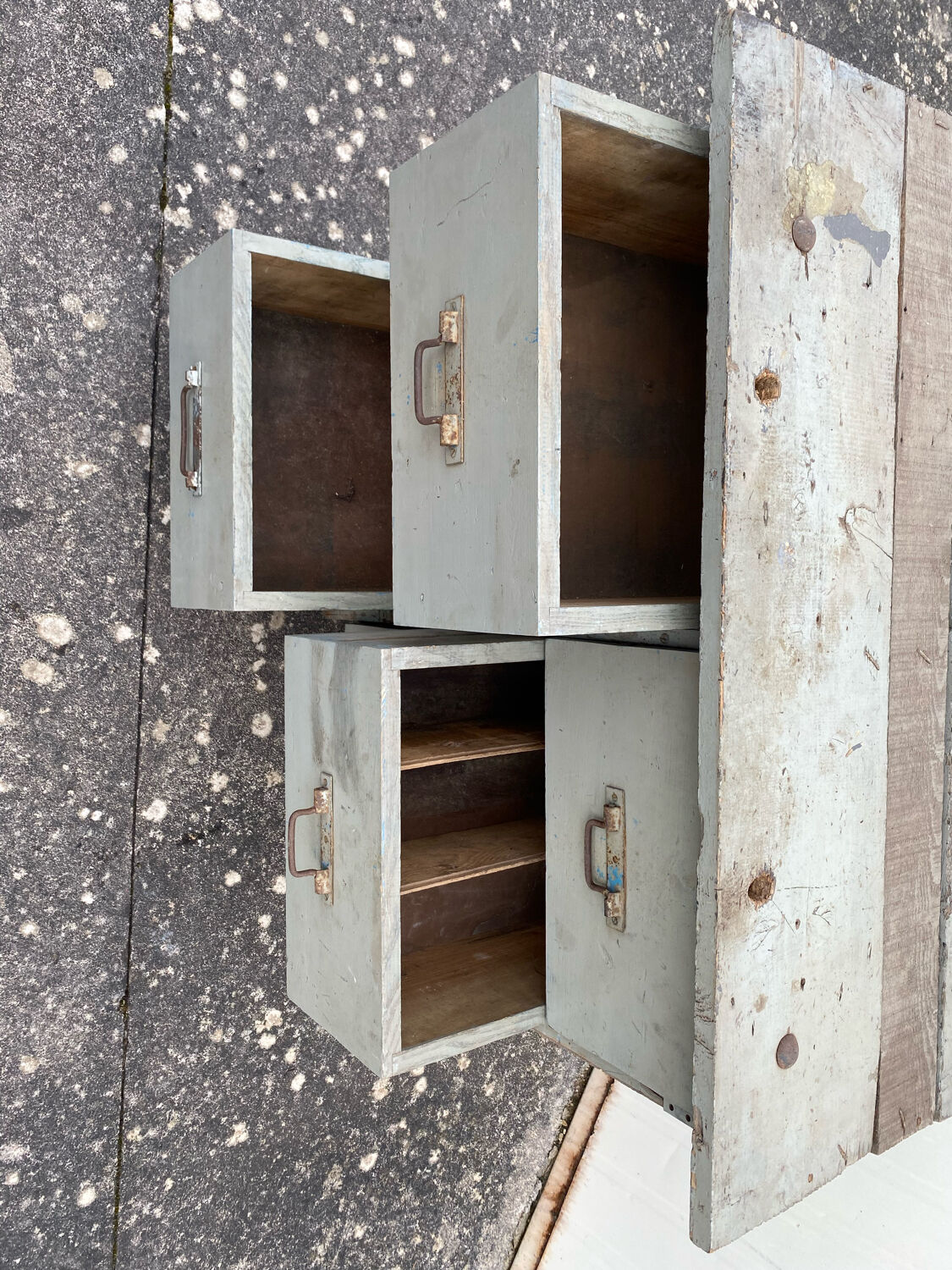 Meuble à tiroirs d’atelier