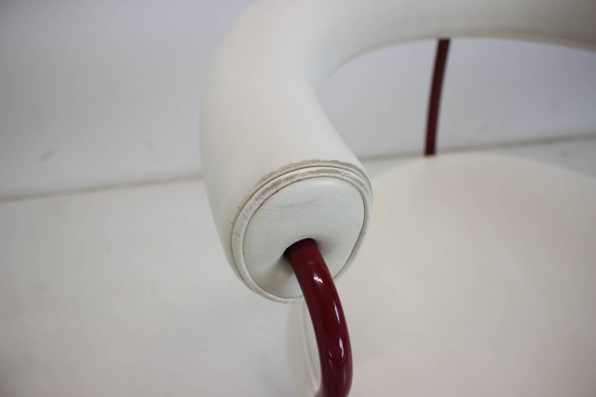 Leather Cassina Swivel Arm Chair LC7 by Le Corbusier, Perriand & Jeanneret