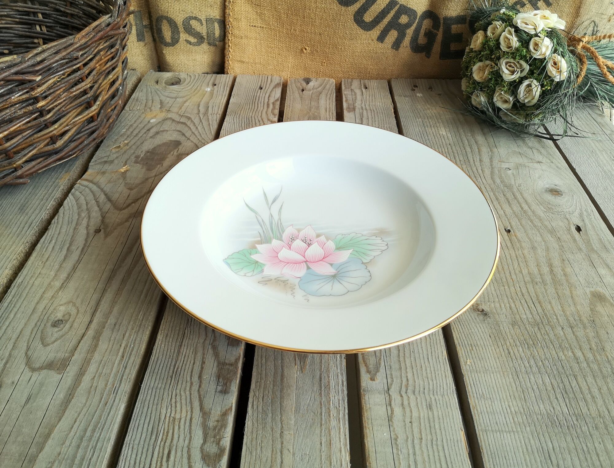 Porcelain service dish by Limoges france nenuphar rose decoration