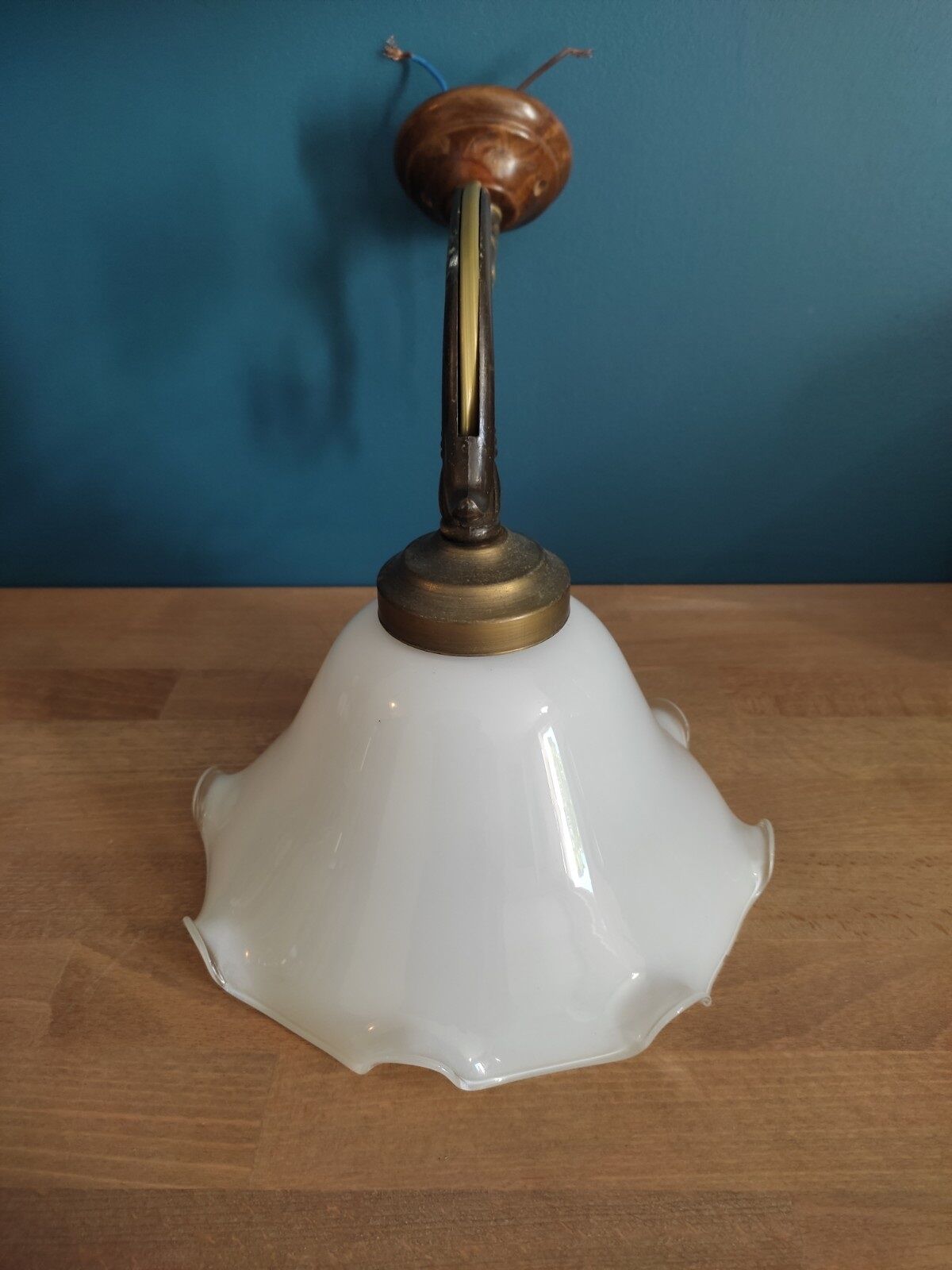 Wall lamp tulip glass white base vintage brassy metal old dp 0222f084