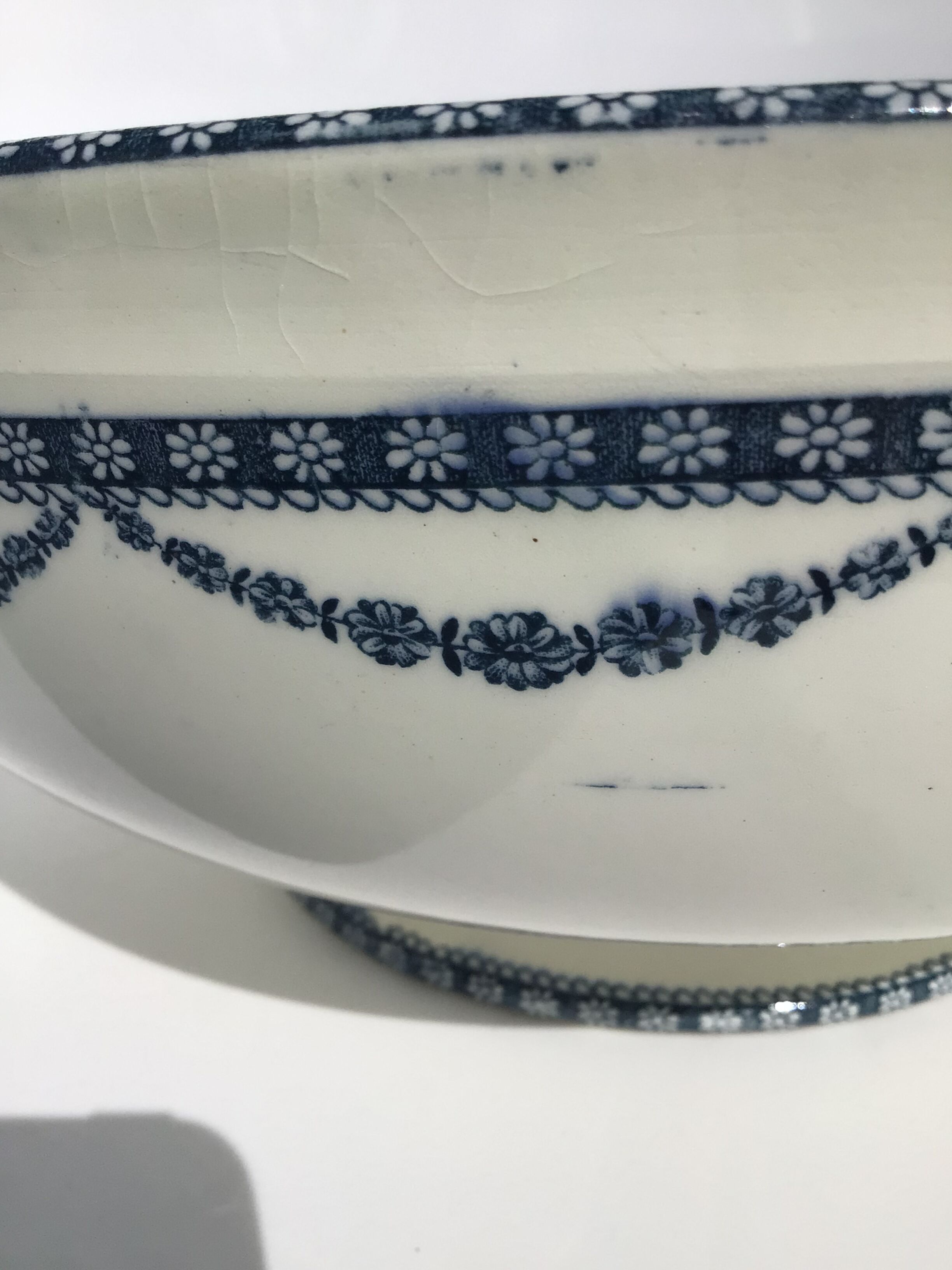 Salad bowl Terre de Fer Salins Vincennes diameter 27cm marine
