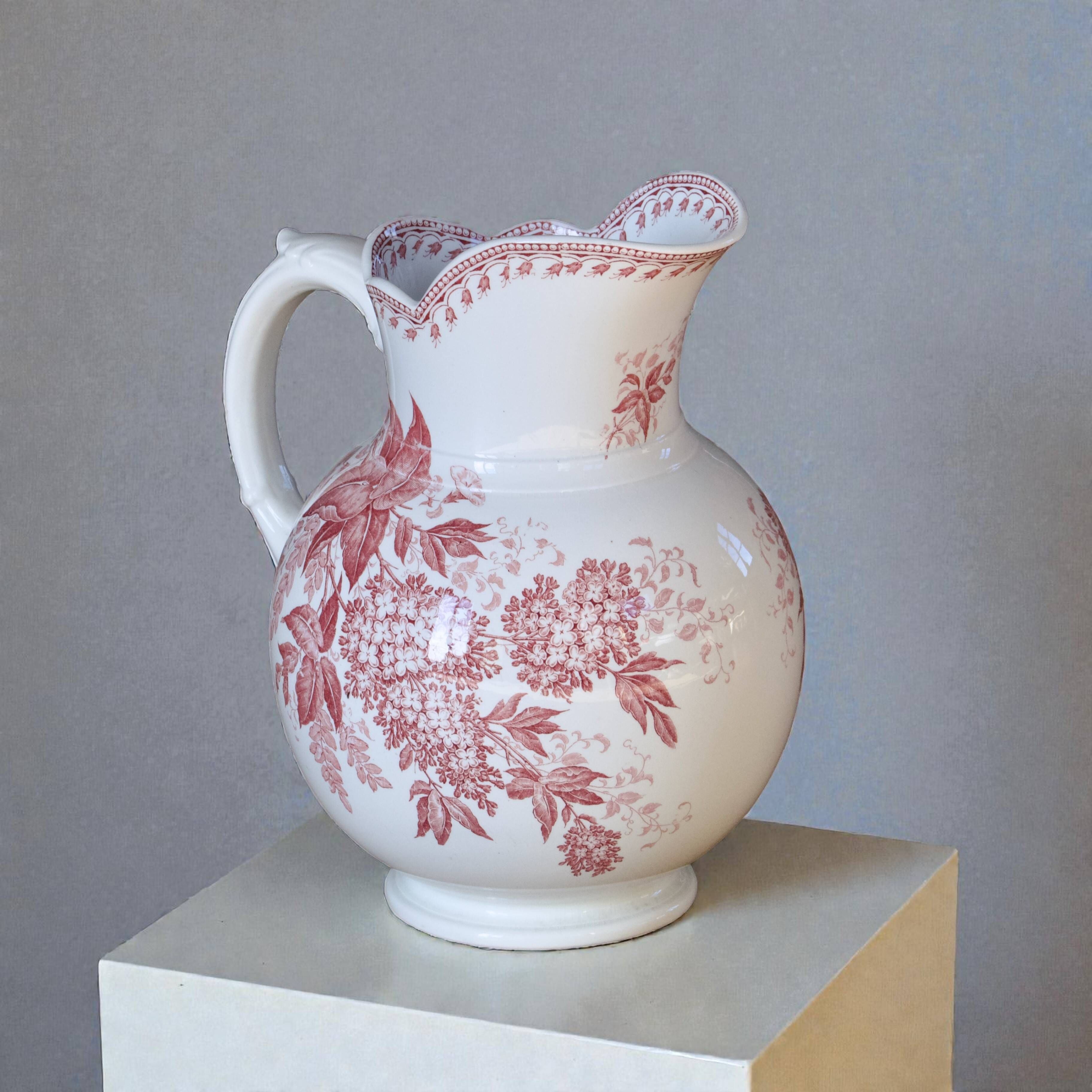 Large 19th-century earthenware vase signed Maestricht, Spring collection.
