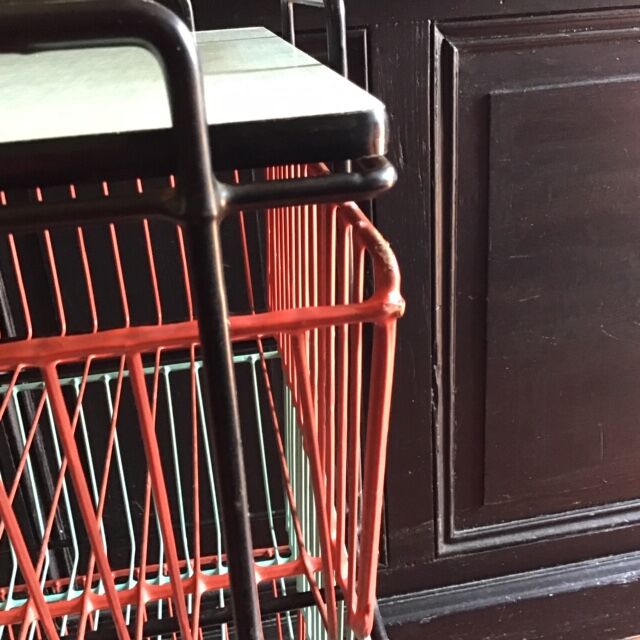Serving table 4 drawers for kitchen storage