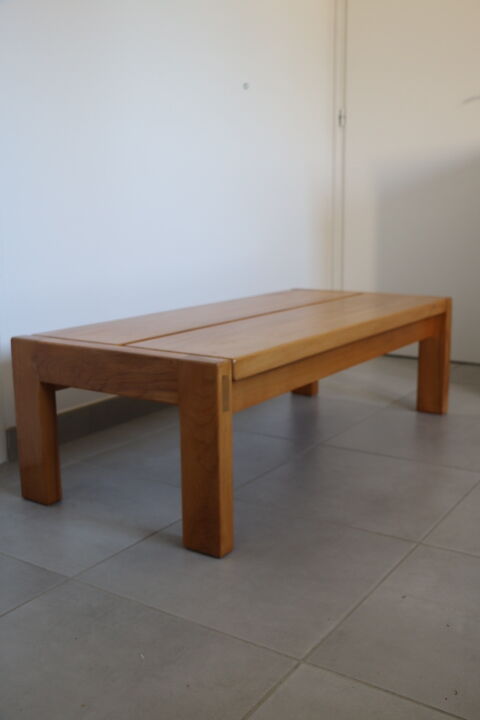 Coffee table elm house Regain