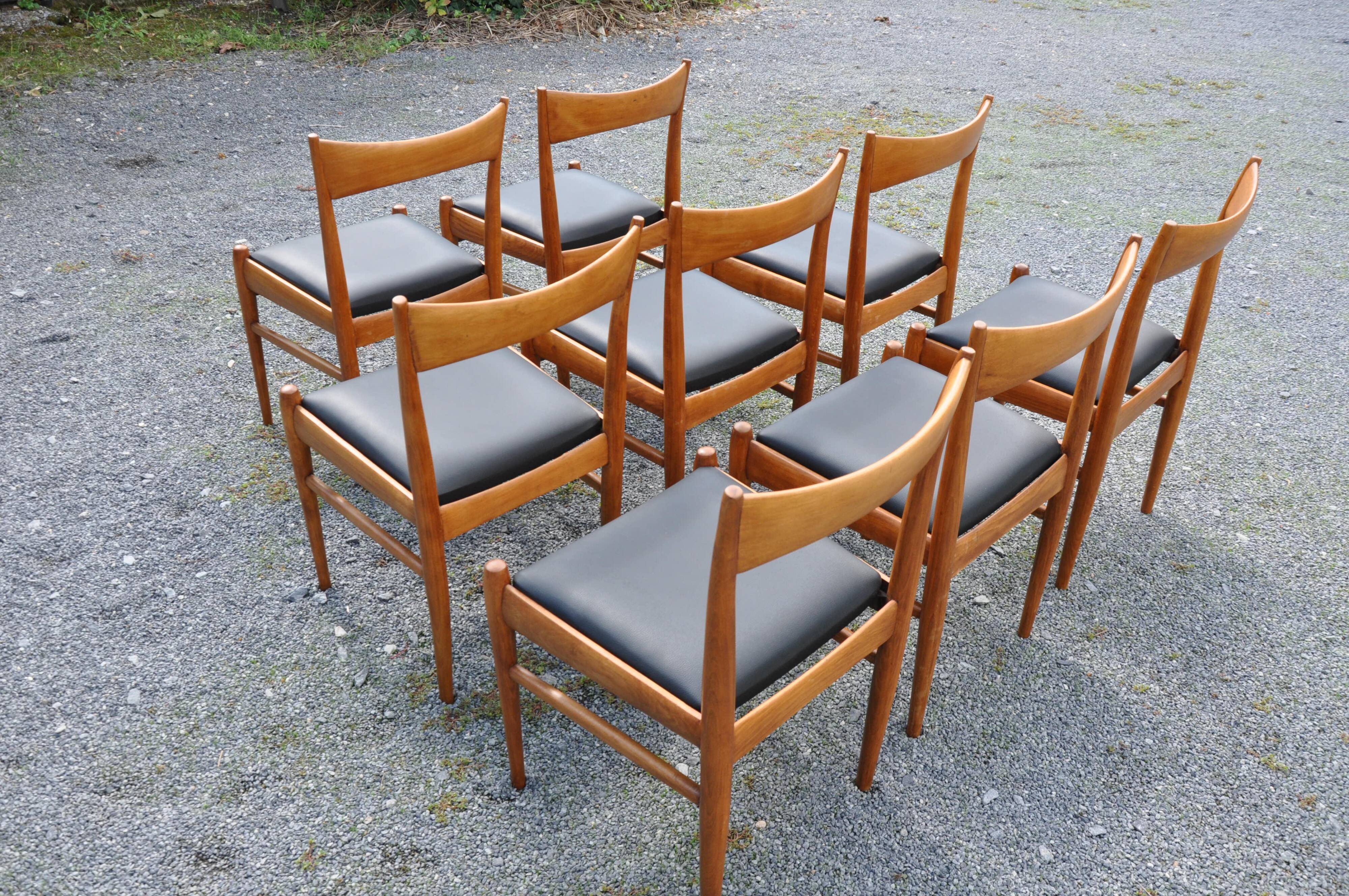 8 Scandinavian-style chairs