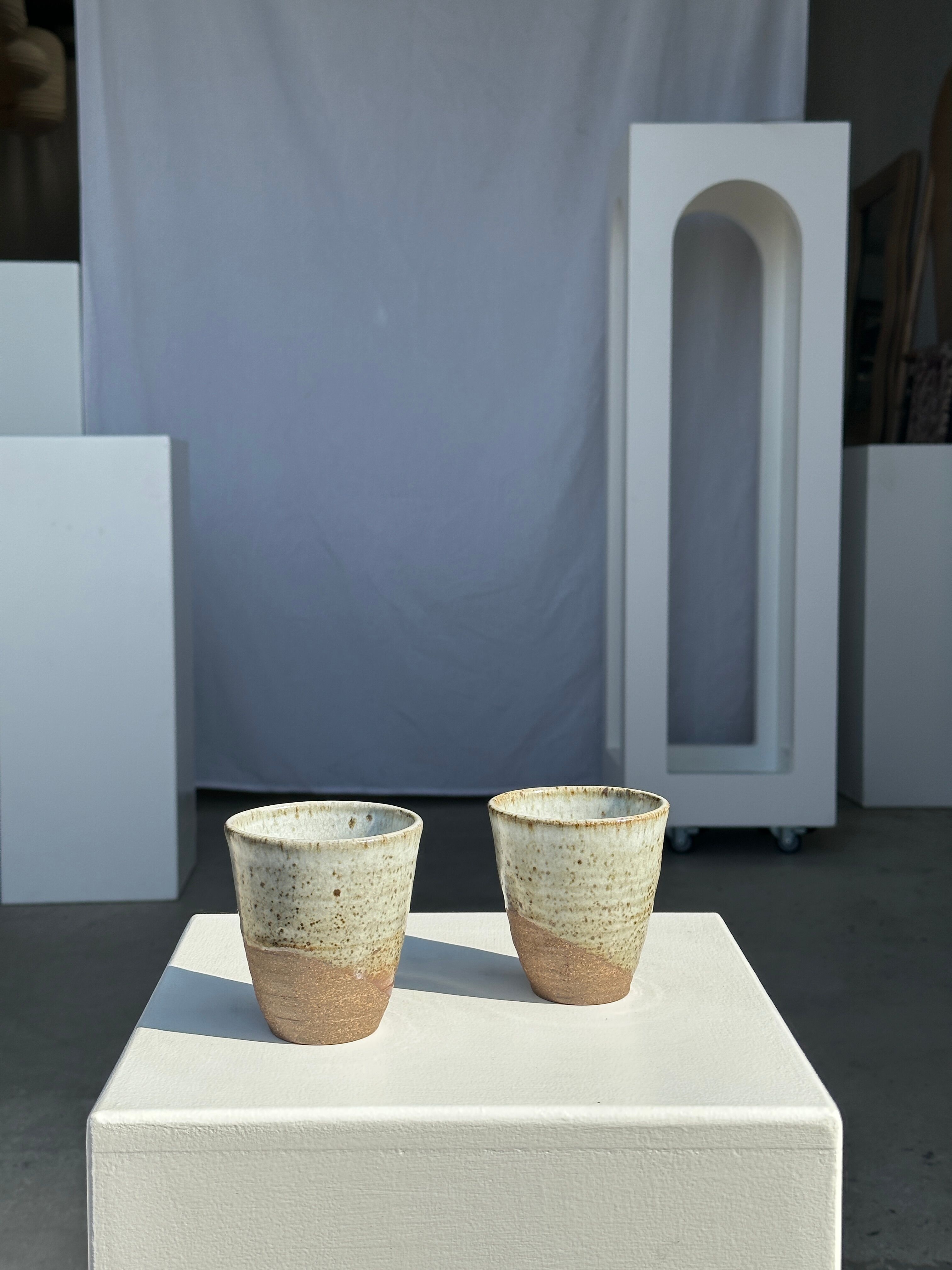 Set of 2 cups in Indonesian ceramic (brown & speckled glazed matte)