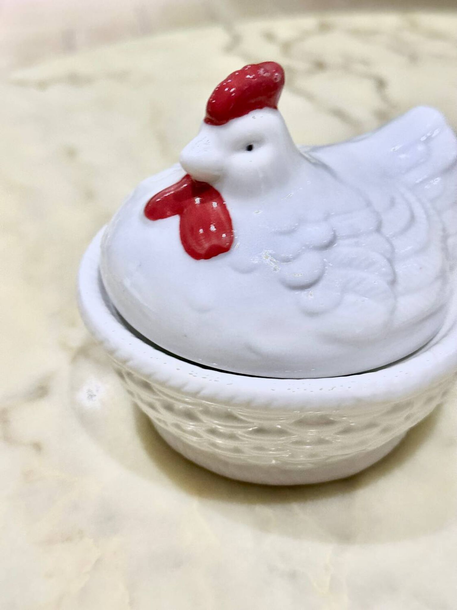 Sugar bowl Bonbonniere Hen vintage ceramic