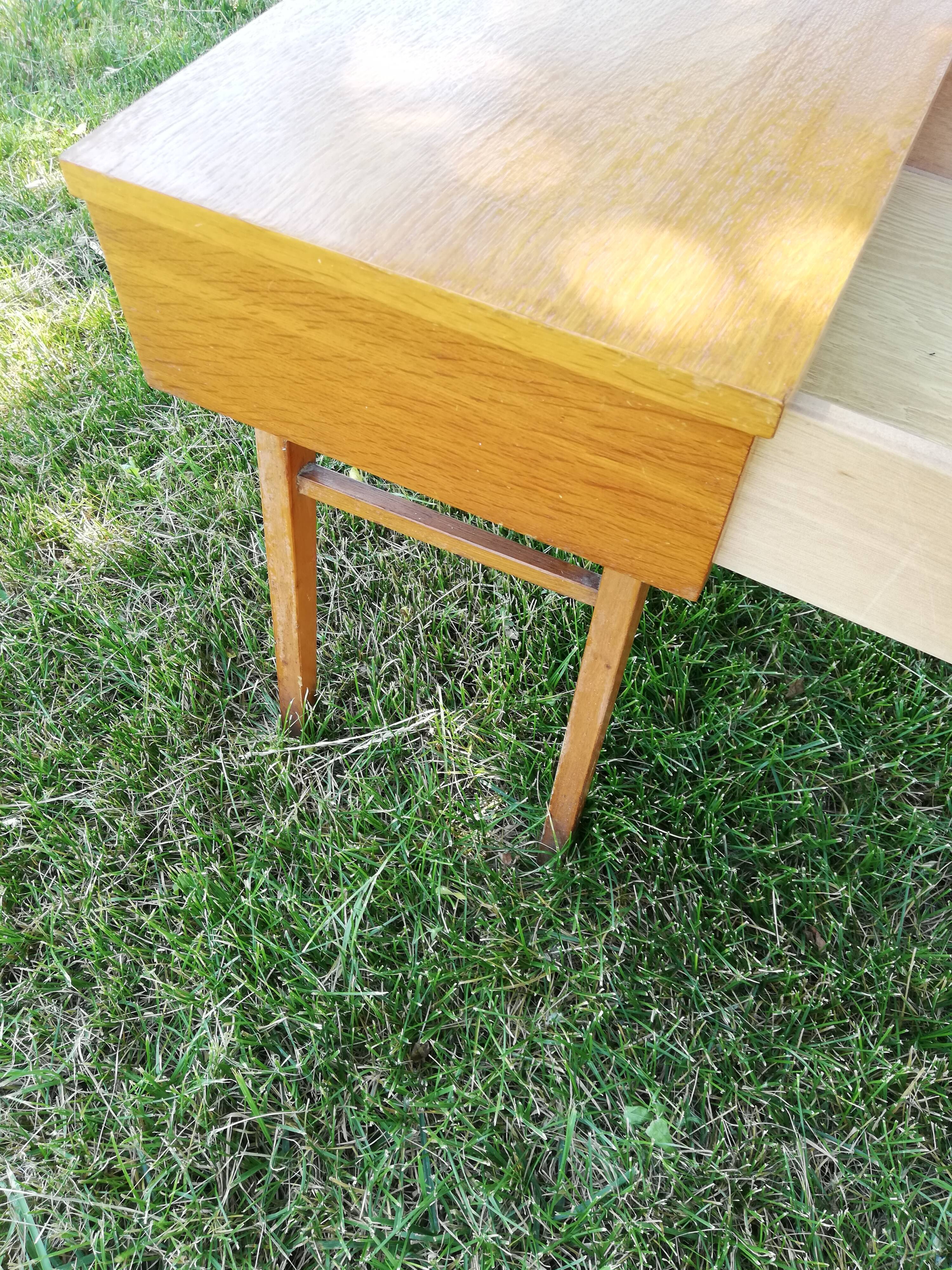 2 vintage bedside tables 1950/1970