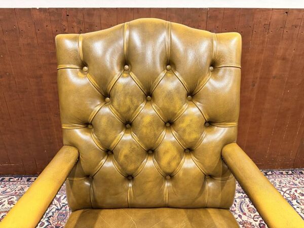 Chaise de bureau Chesterfield jaune classique anglaise