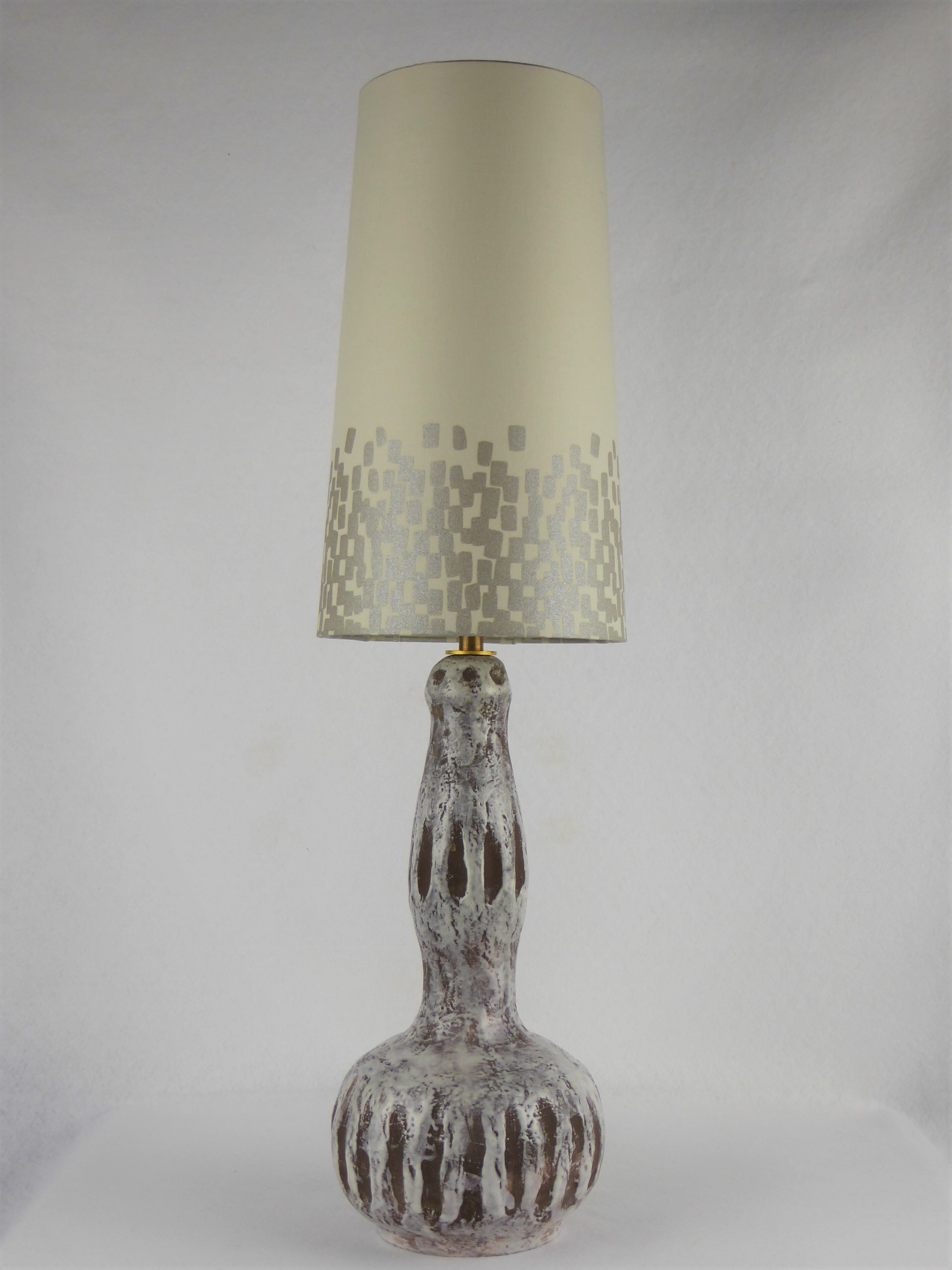Lampe coloquinte céramique 1950