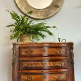 Petite commode style Louis XV