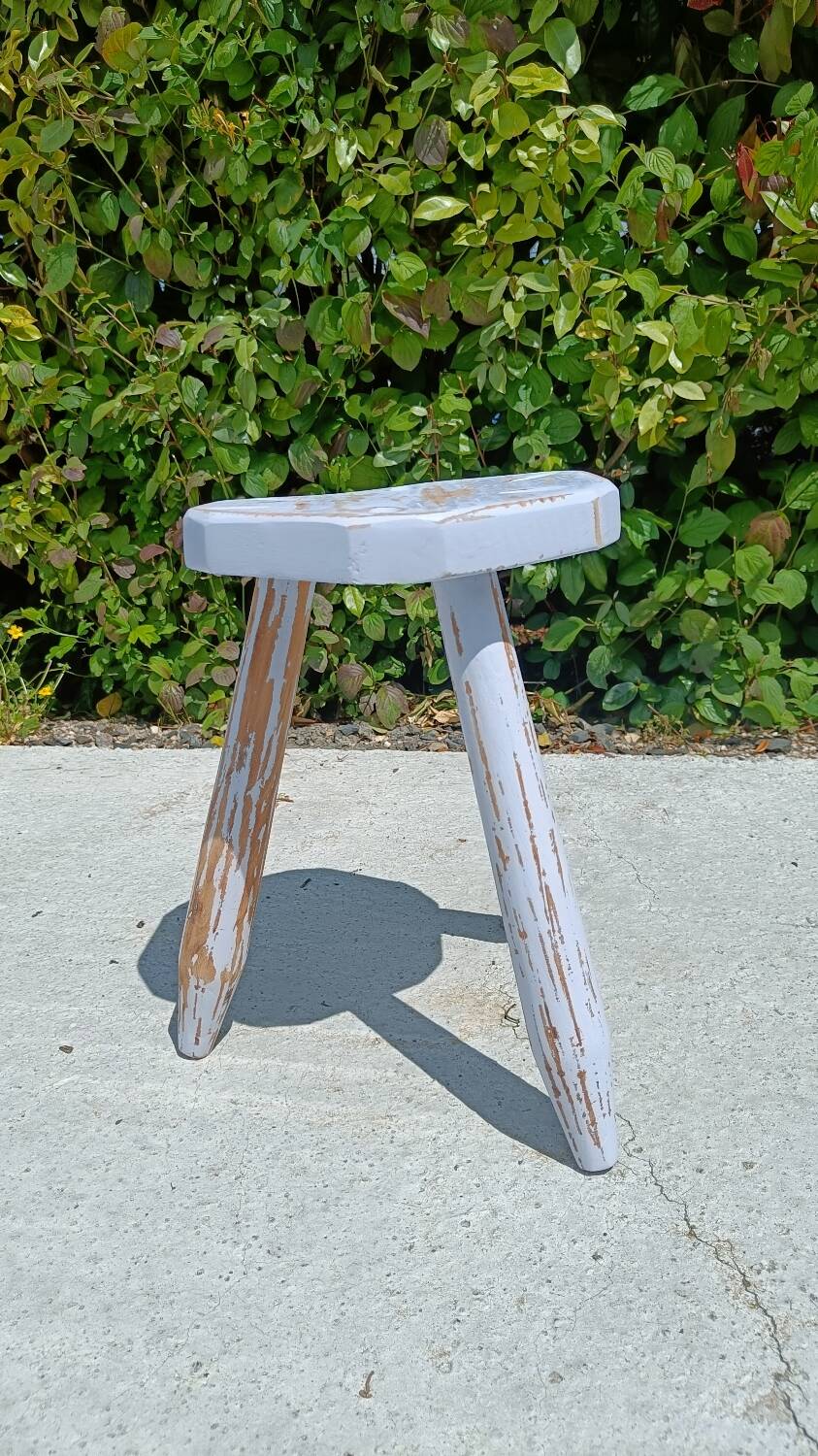 Vintage tripod stool