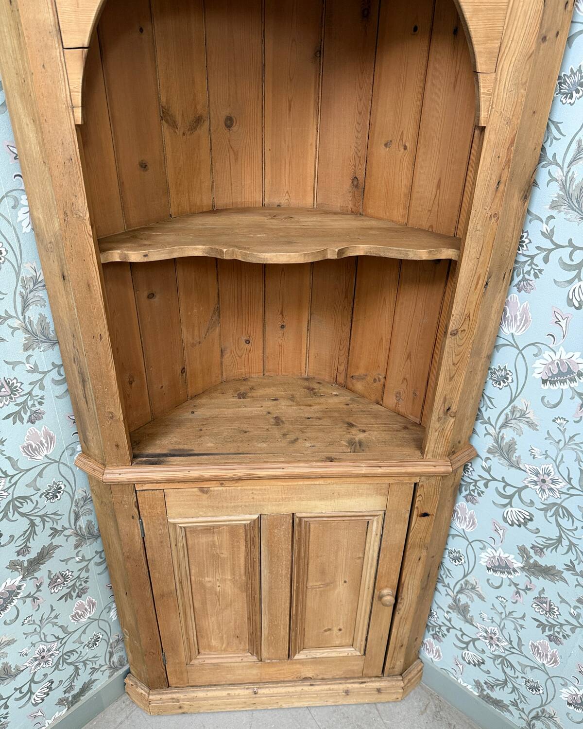 Vintage corner cabinet / pine corner cabinet