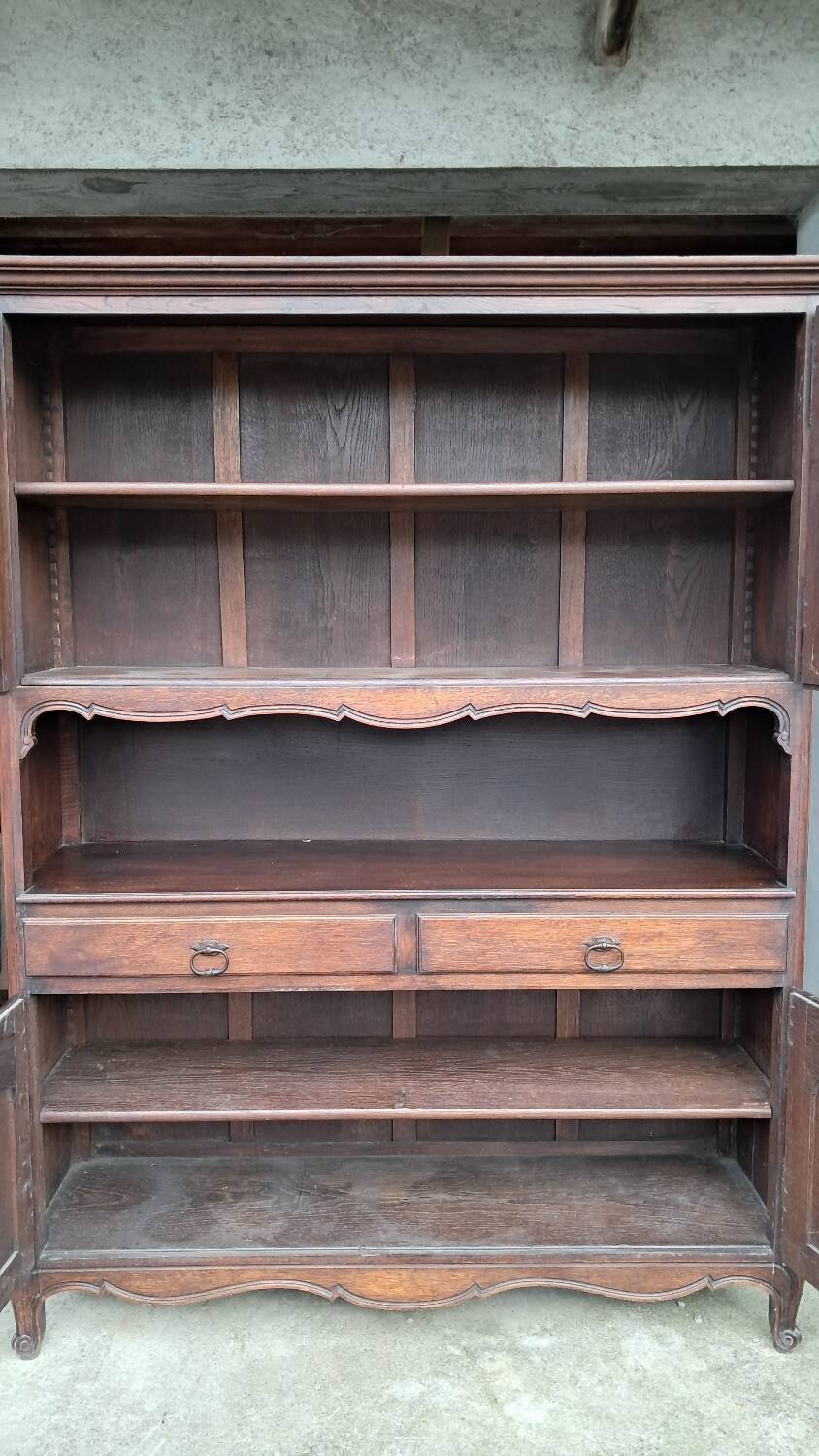 Louis XV two-body buffet