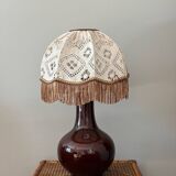 Ceramic lamp with hooked lampshade