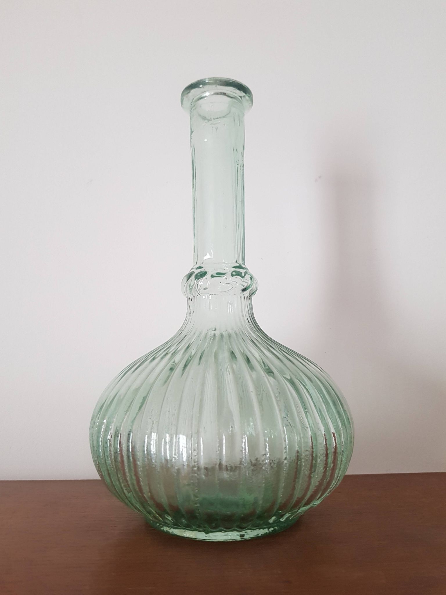 Carafe en verre soufflé