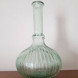 Carafe en verre soufflé