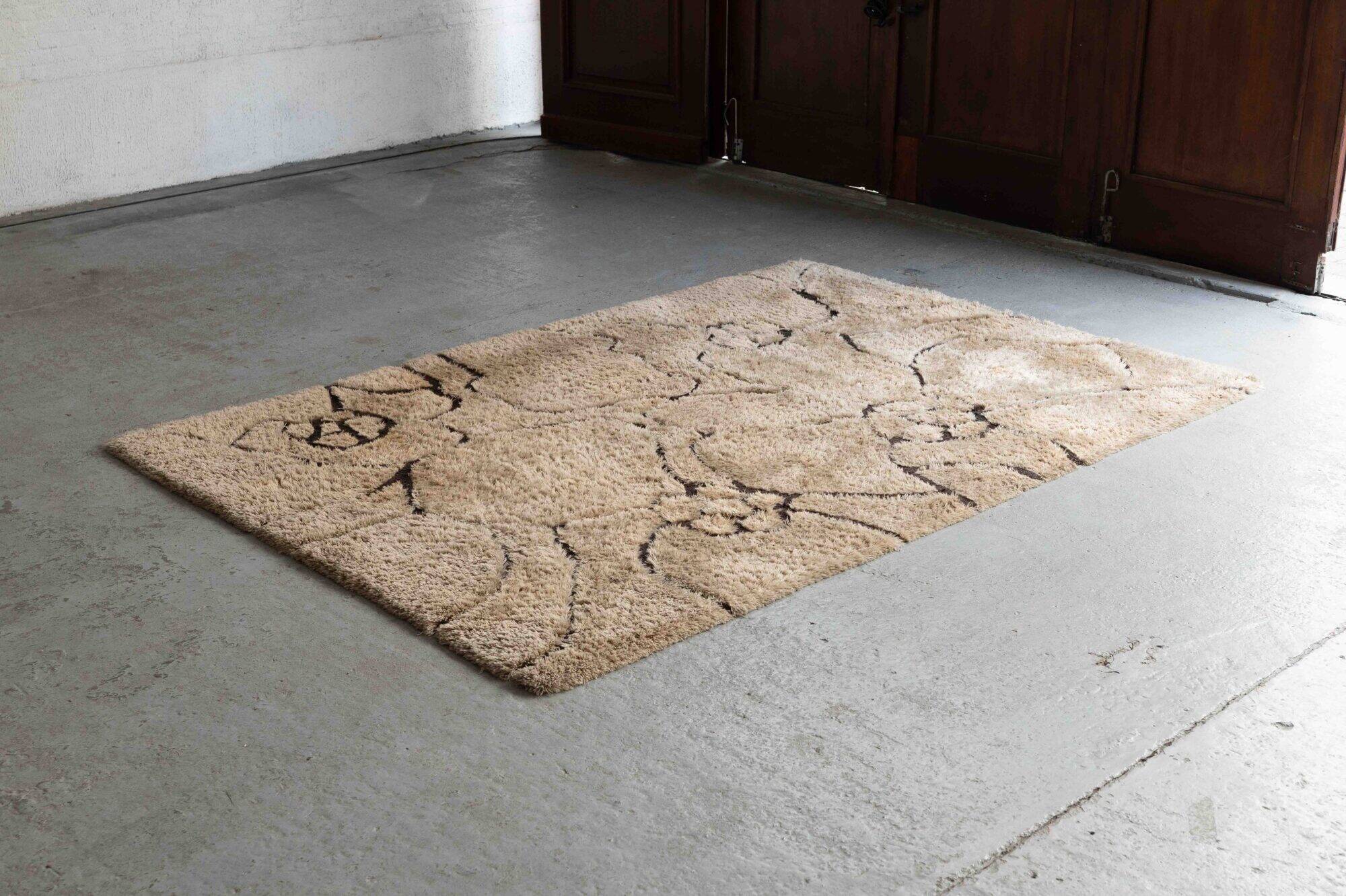 Tapis en laine réalisé par Ewald Kröner pour le château de Hackhausen, Allemagne, années 1970.