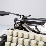 Revised Scheidegger International Typewriter