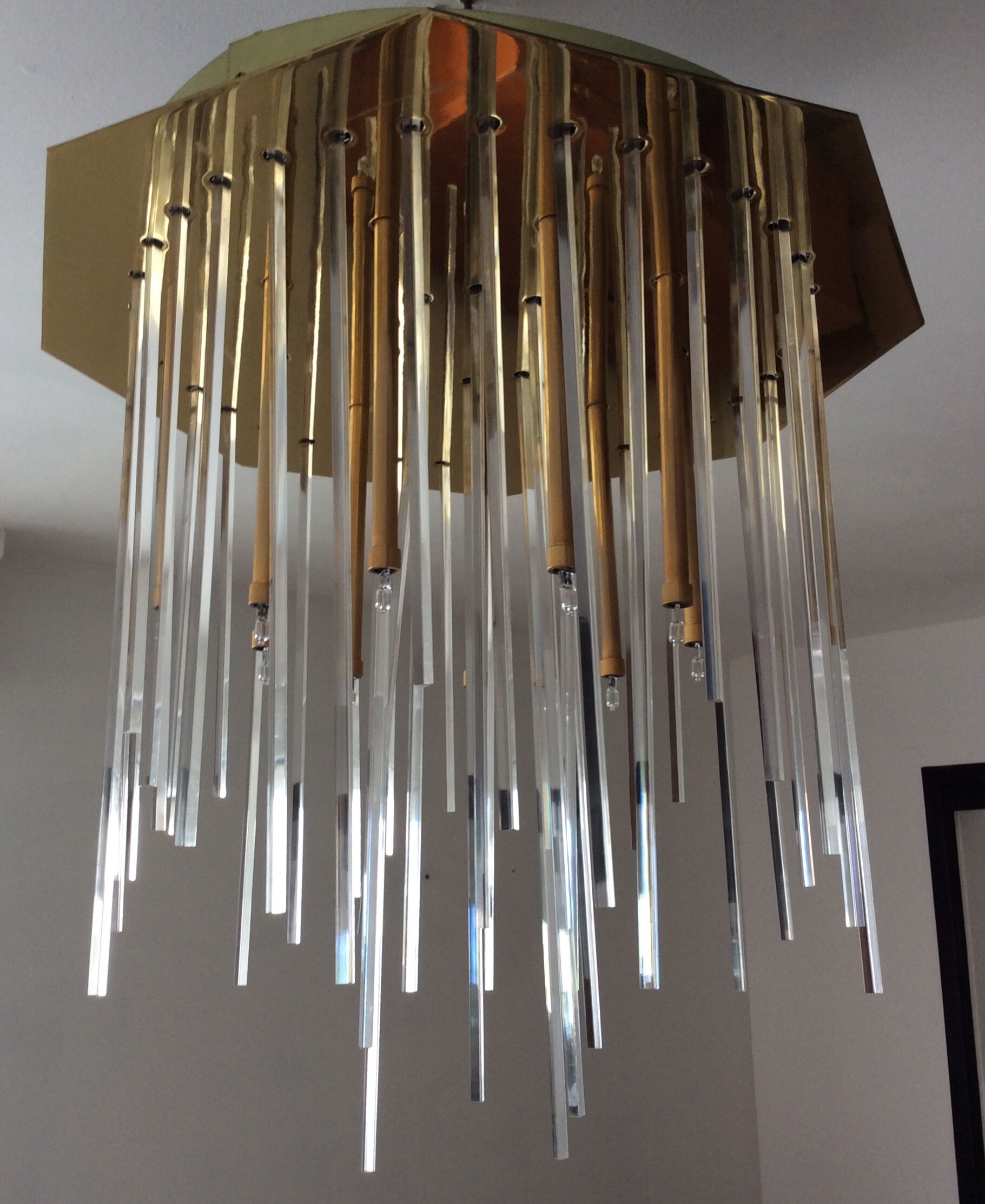 J.T Kalmar chandelier in brass and plexiglass of the 70s