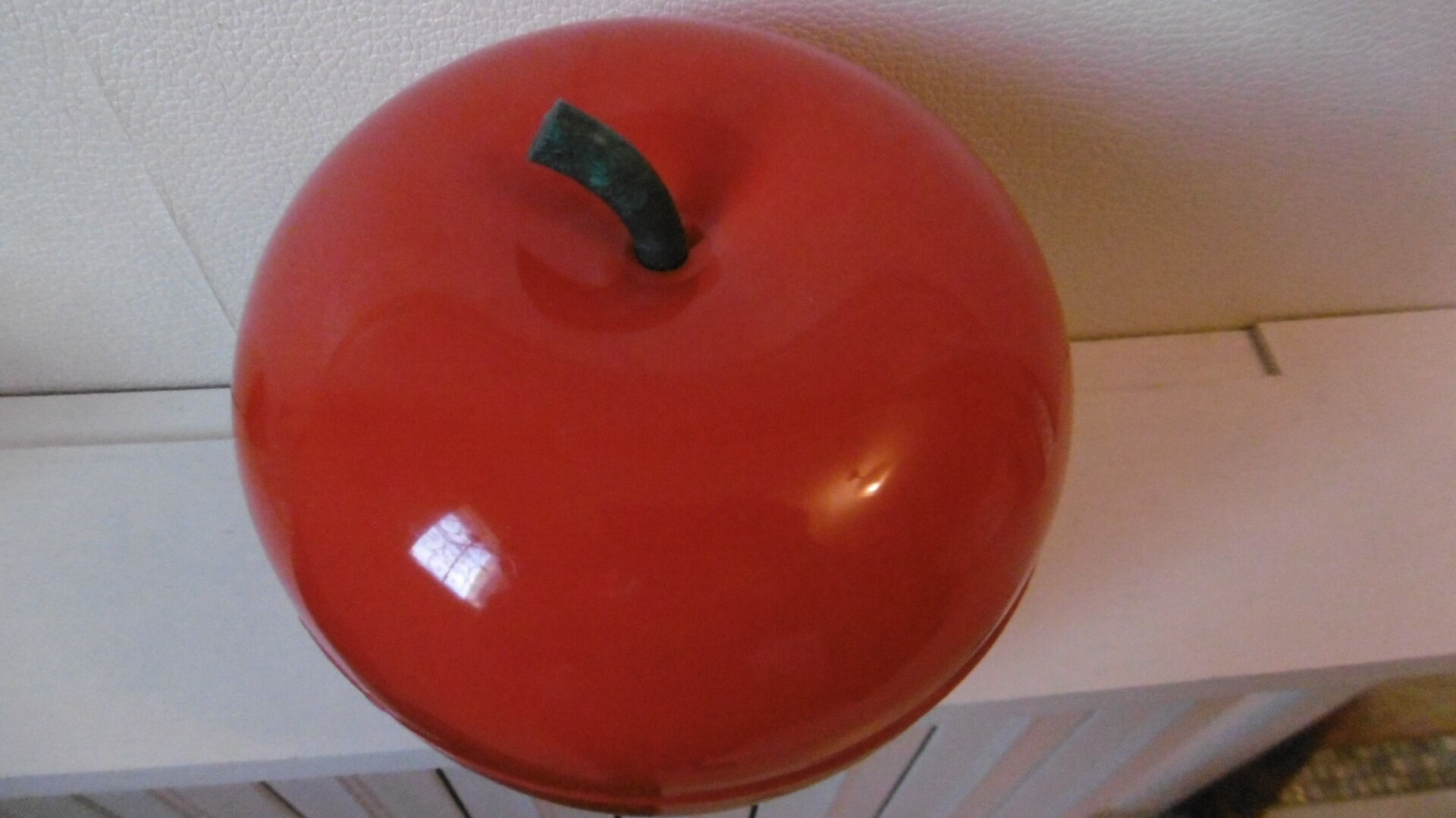 1970 apple ice bucket