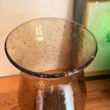 Vase en verre bullé marron fumé – forme tulipe évasée – vintage ann