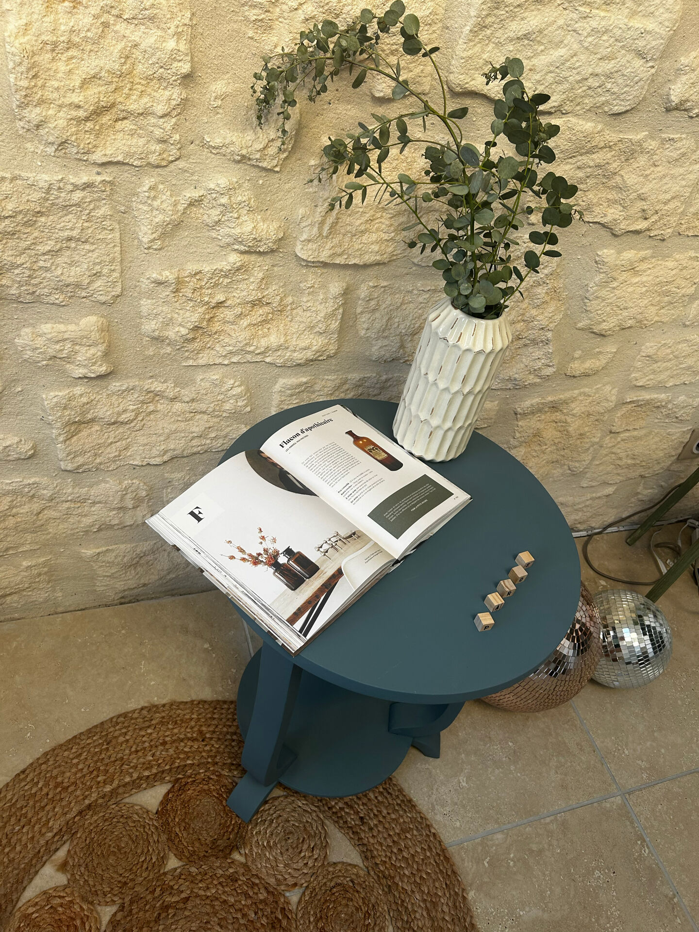 Vintage side table – Art Deco style