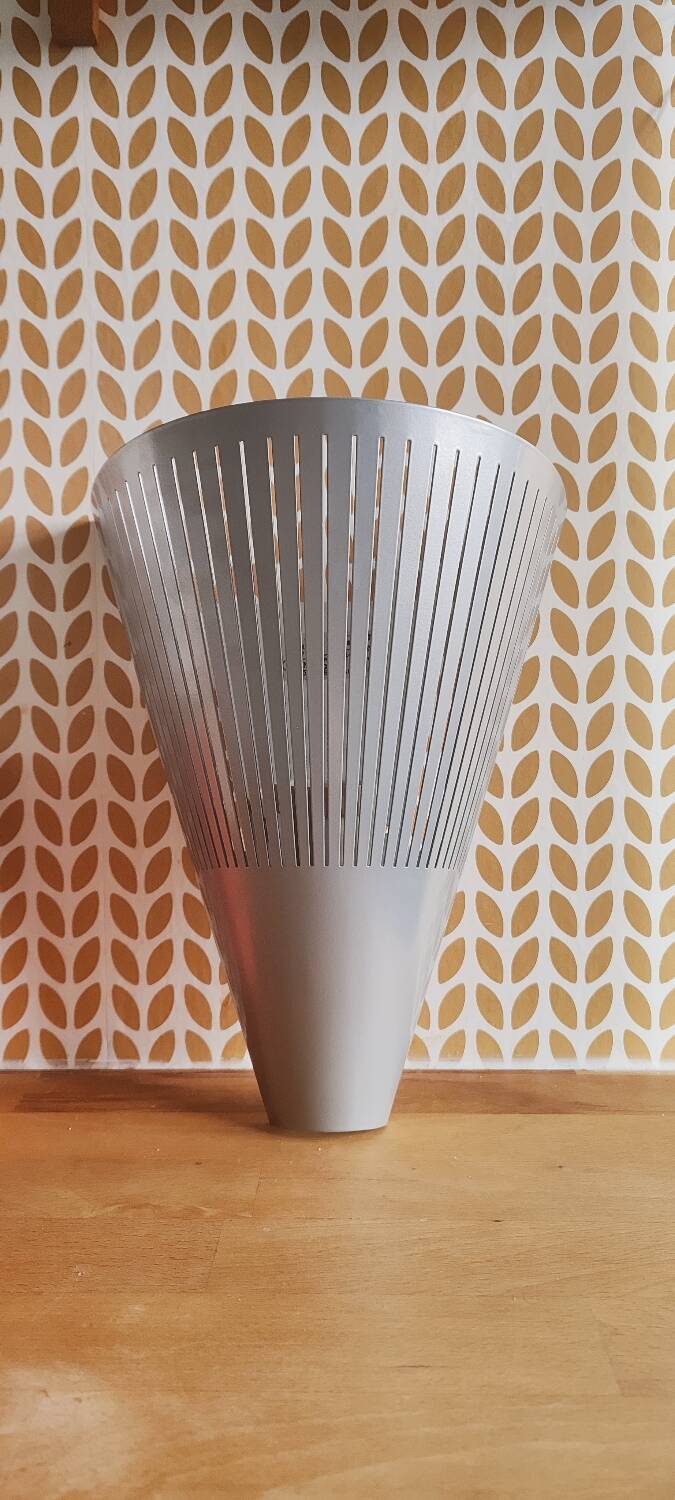 Klyka wall lamp in silver steel, vintage Ikea from the 90s/2000s.