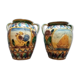 2 vases