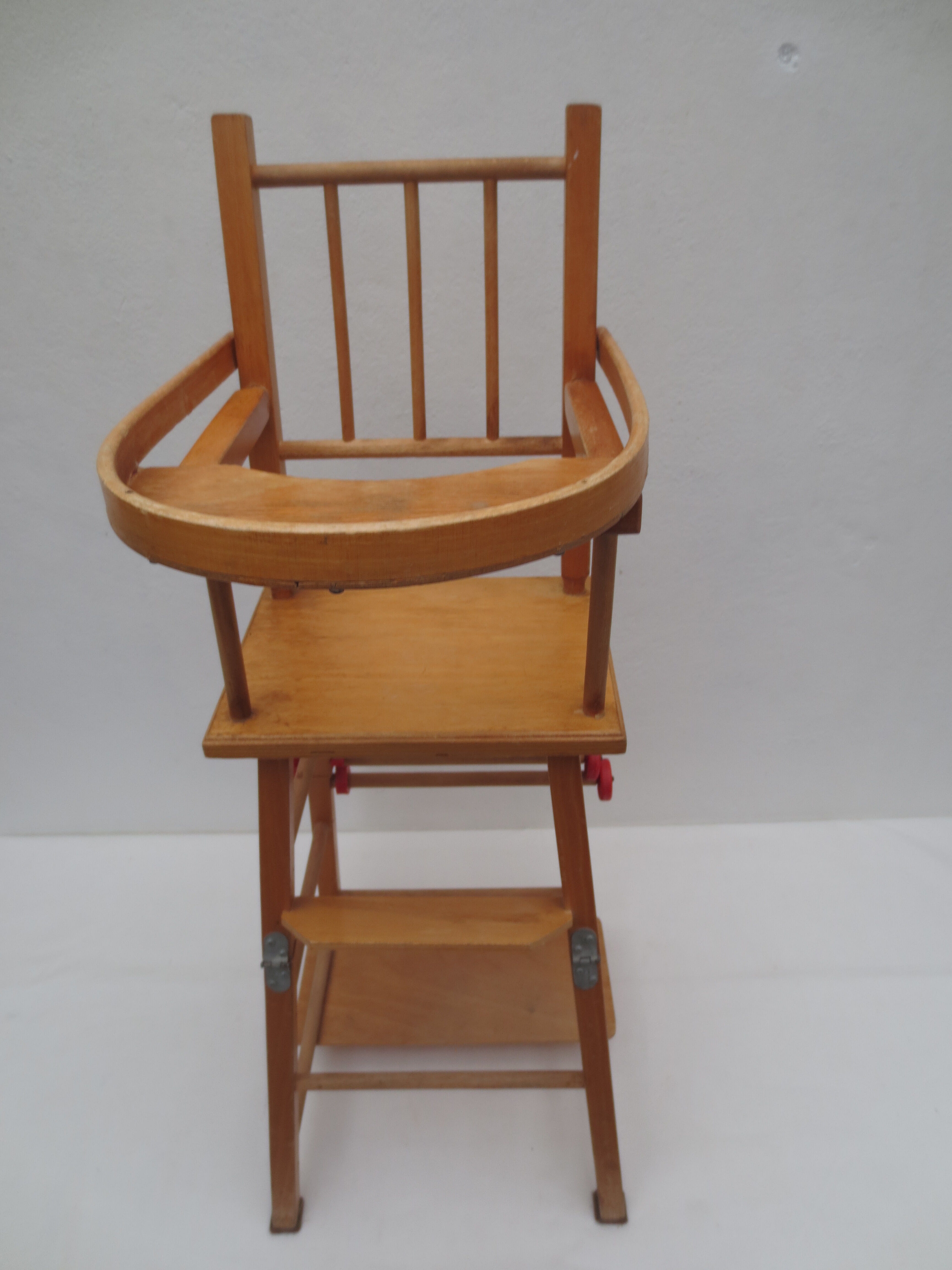 Old little doll high chair