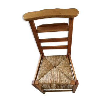 Pray to god chair