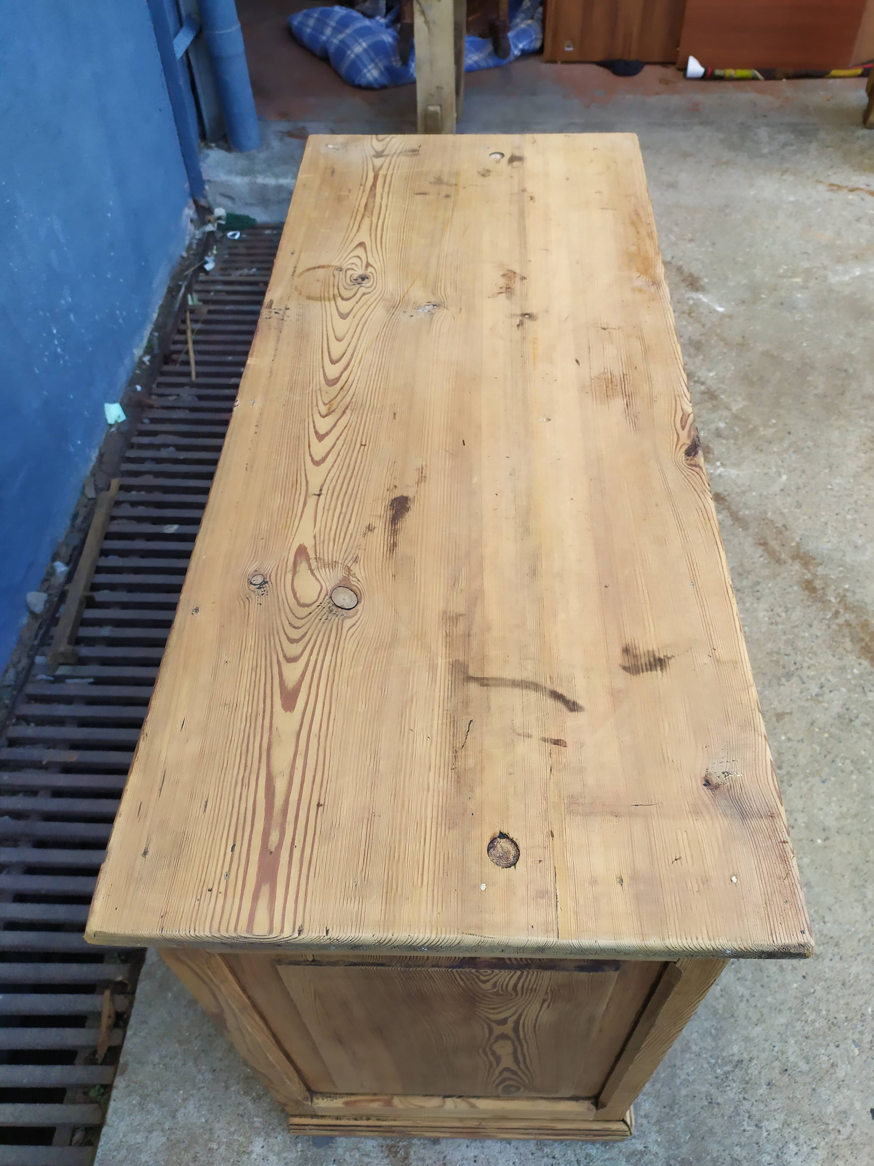 Buffet stripped fir