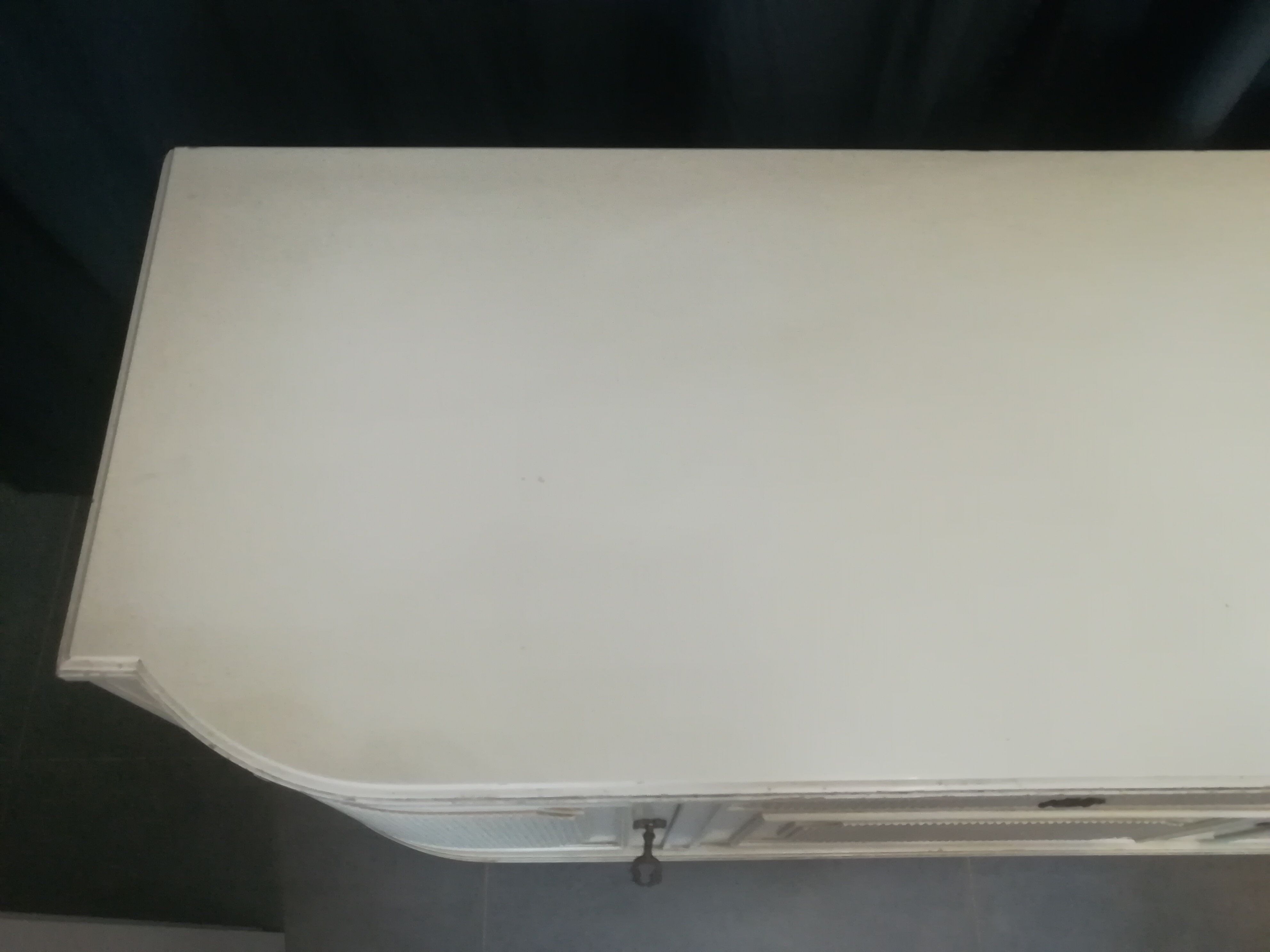 Enfilade style Louis XVI lacquered cream