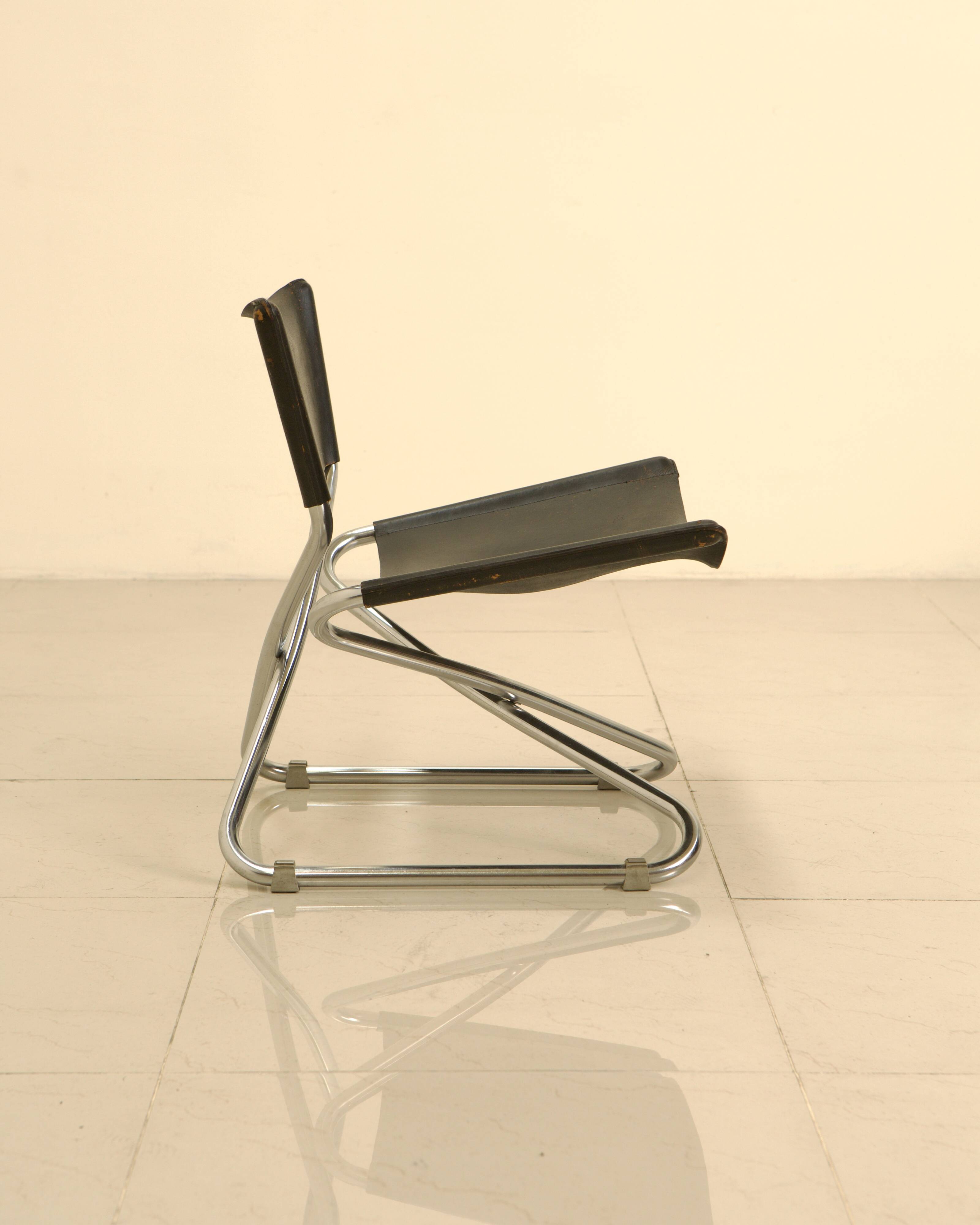 Scandinavian "Z" side chair in patinated black leather by Erik Magnussen for