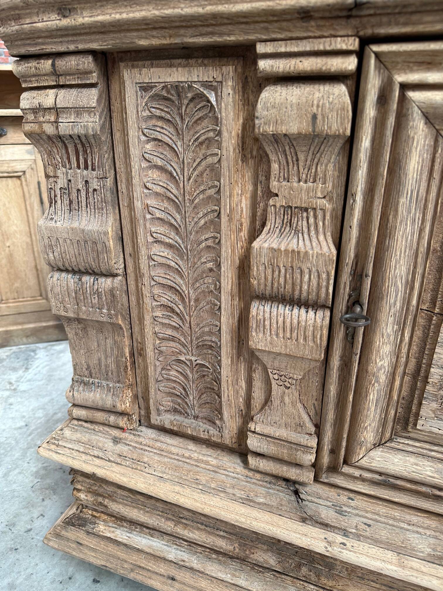 18th century solid oak chest of drawers