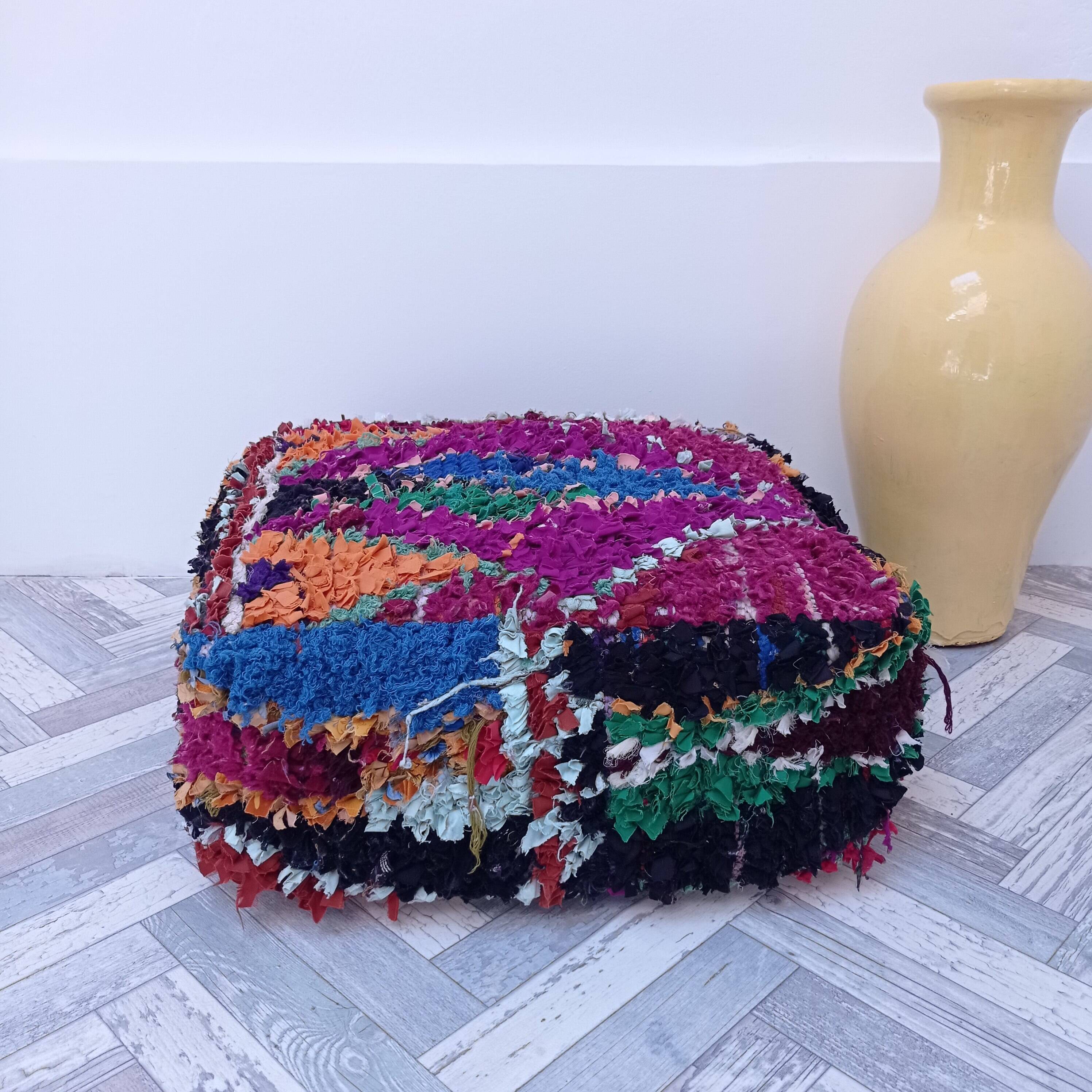 Handmade Berber pouf in wool 60 X 60 X 20 CM