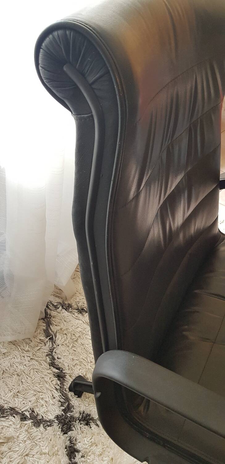 Leather armchair attributed to Richard Sapper