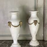 Pair of vases in white statuary marble, gilt bronze, circa 1900