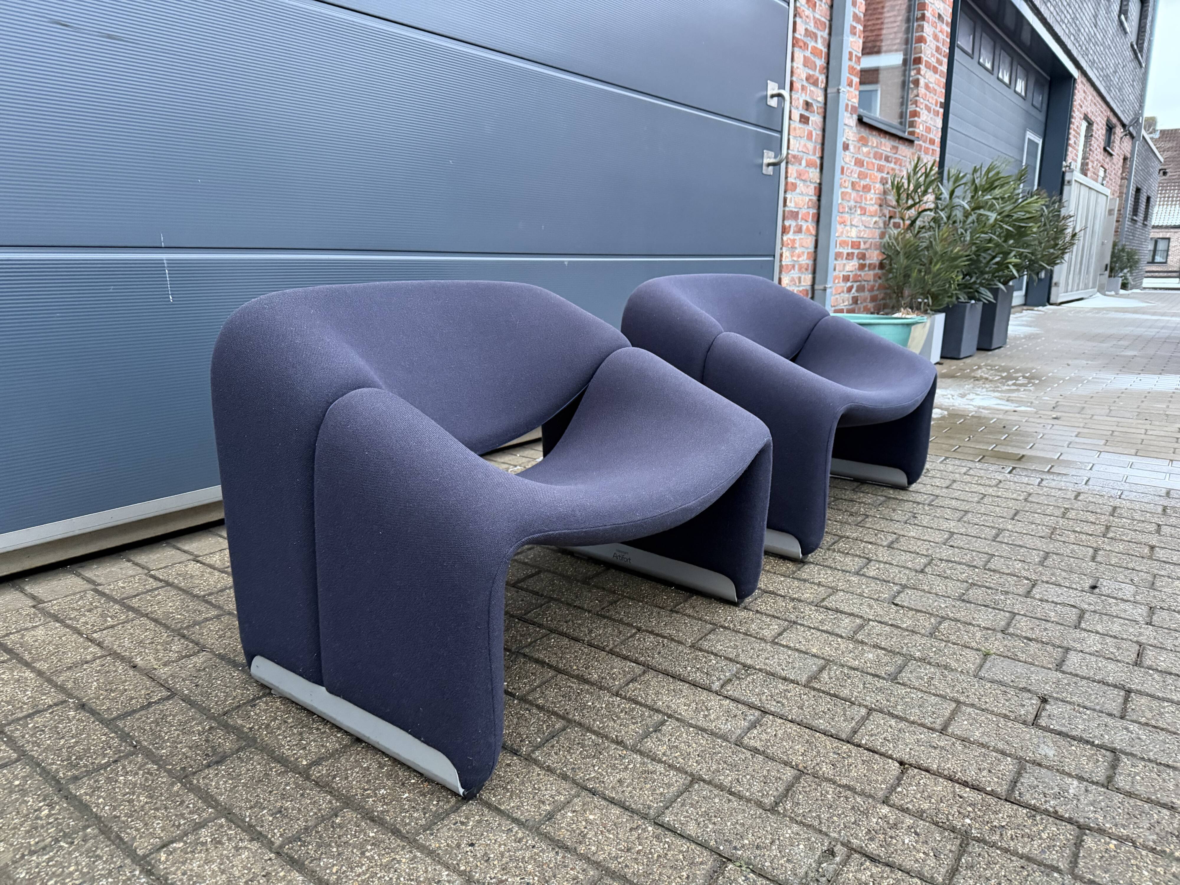 2x Artifort Groovy F598 by Pierre Paulin, Dark Blue, original