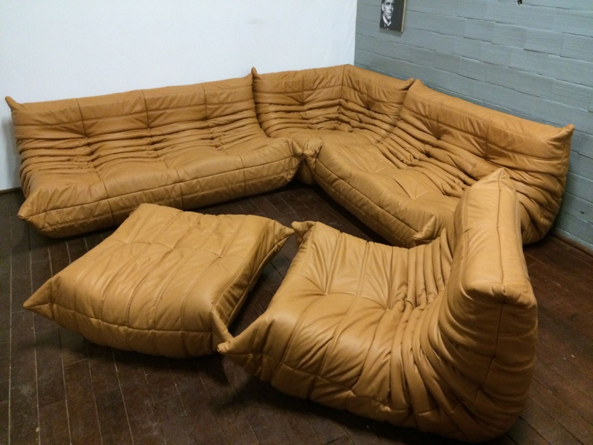 Togo sofa model designed by Michel Ducaroy 1973