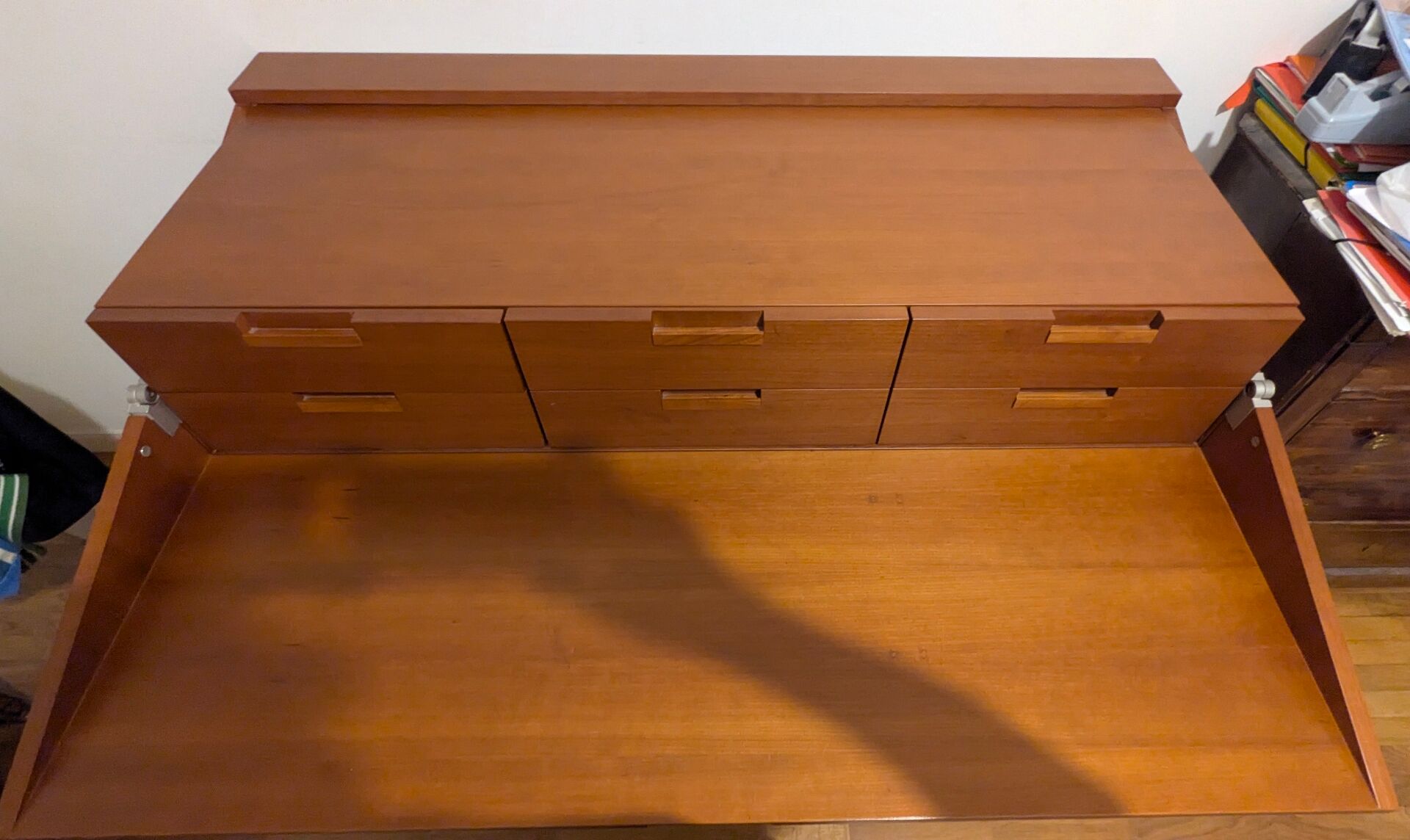 Secretary with 6 drawers