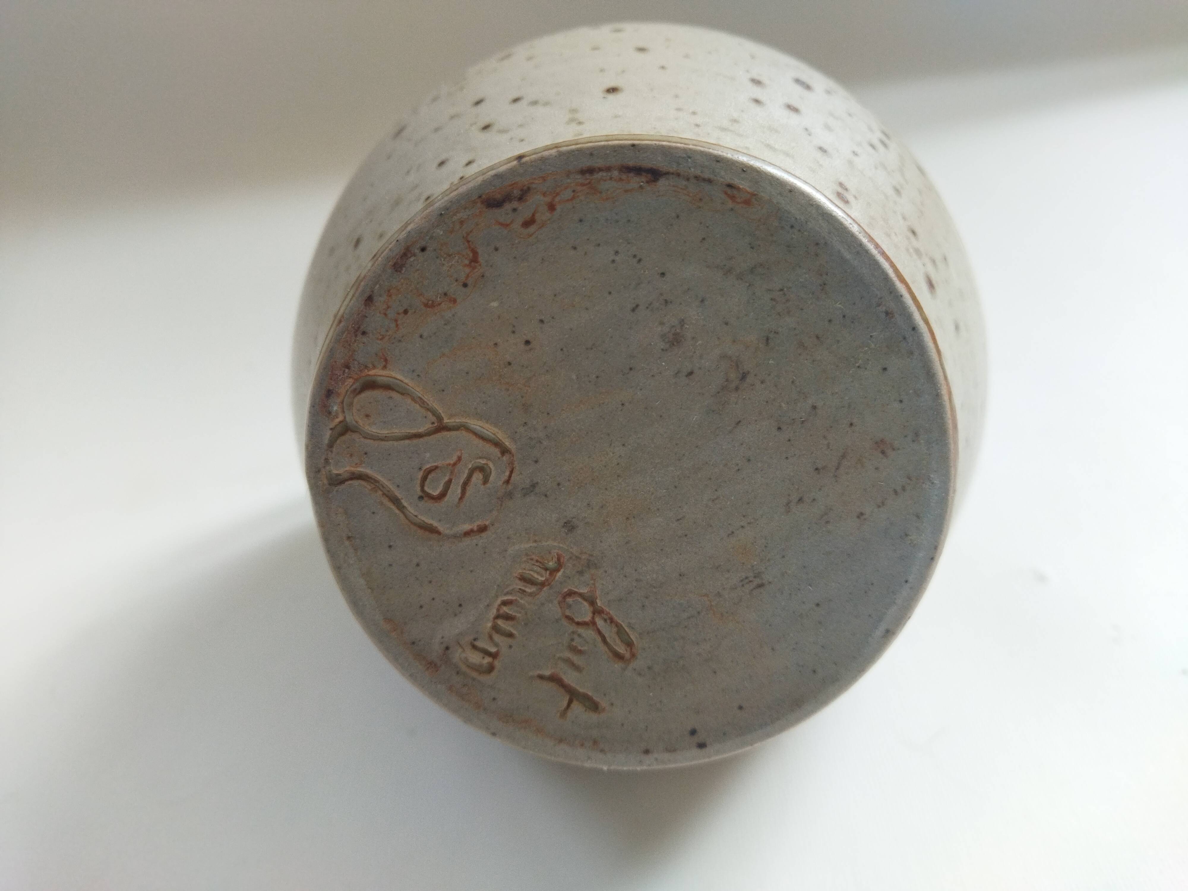 Artisanal stoneware salt pot