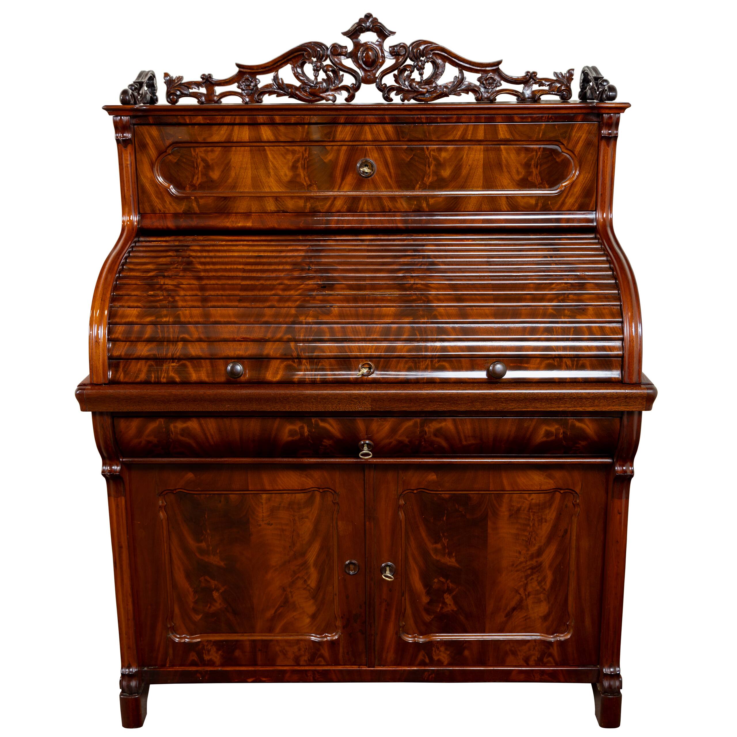 Louis-Philippe cylinder desk in mahogany 1850-1870