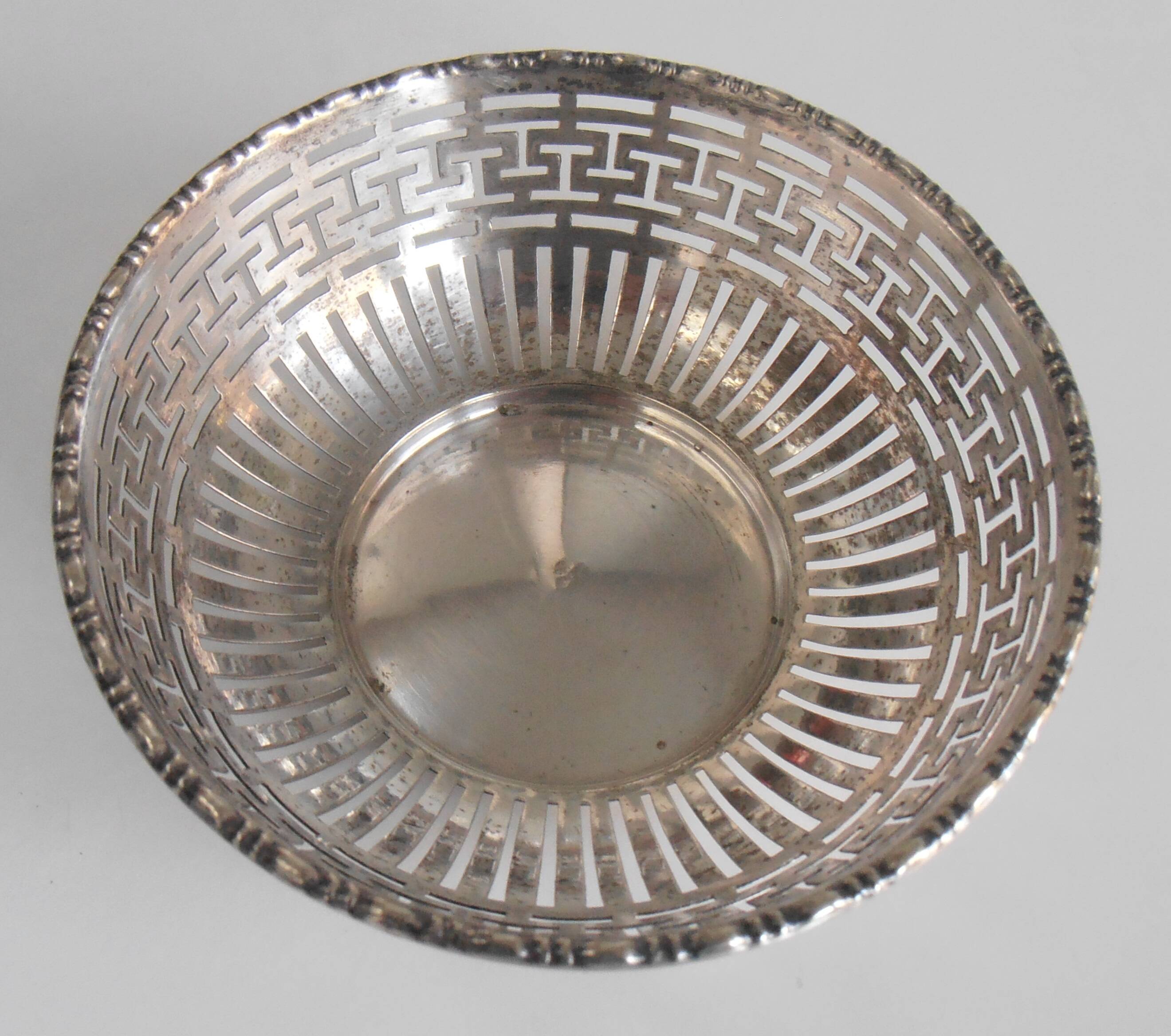 Old silver-look metal basket cup from the 1930s nickel silver