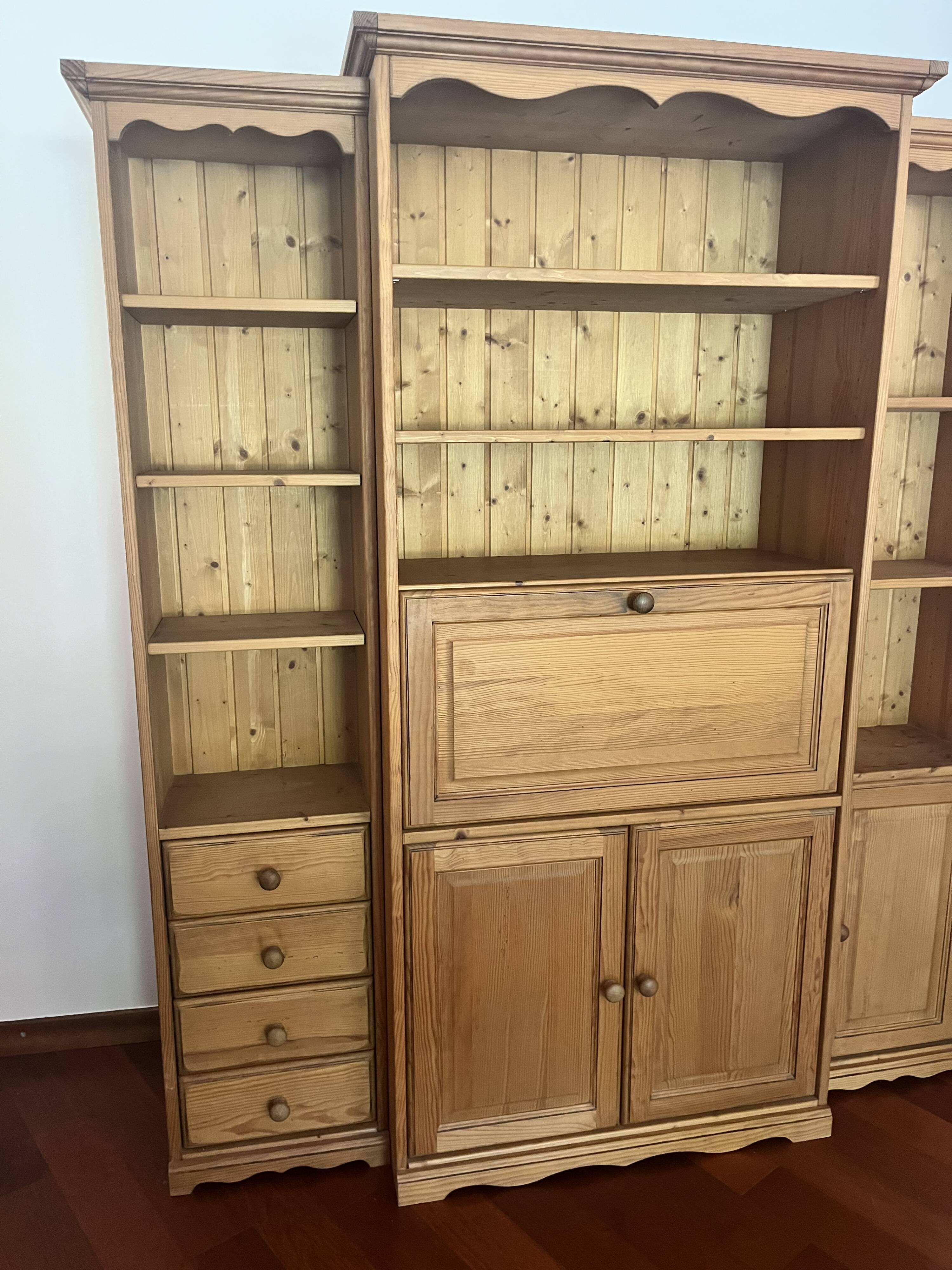 Meuble bar bibliothèque en pin massif