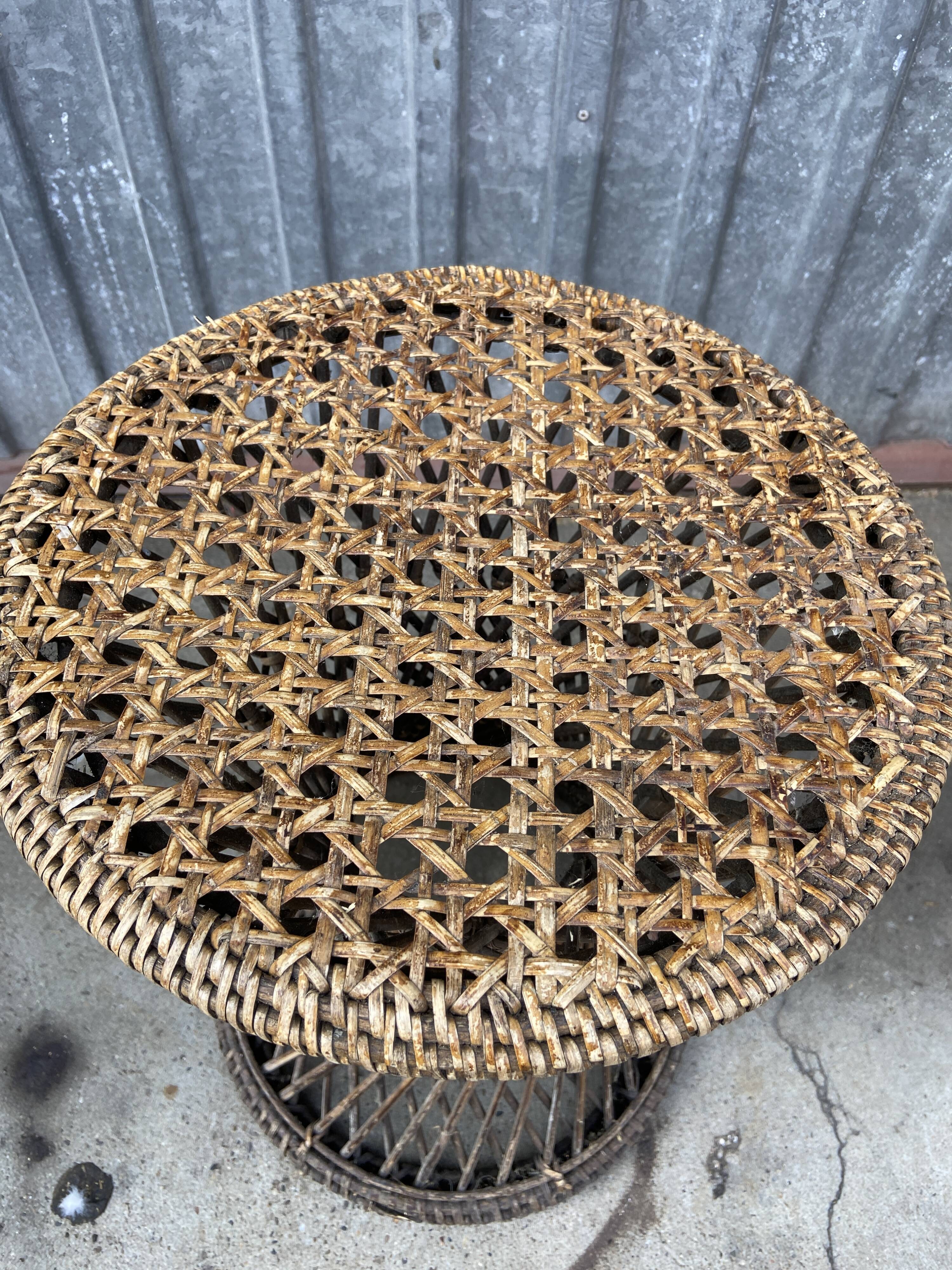 Vintage stool diabolo rattan