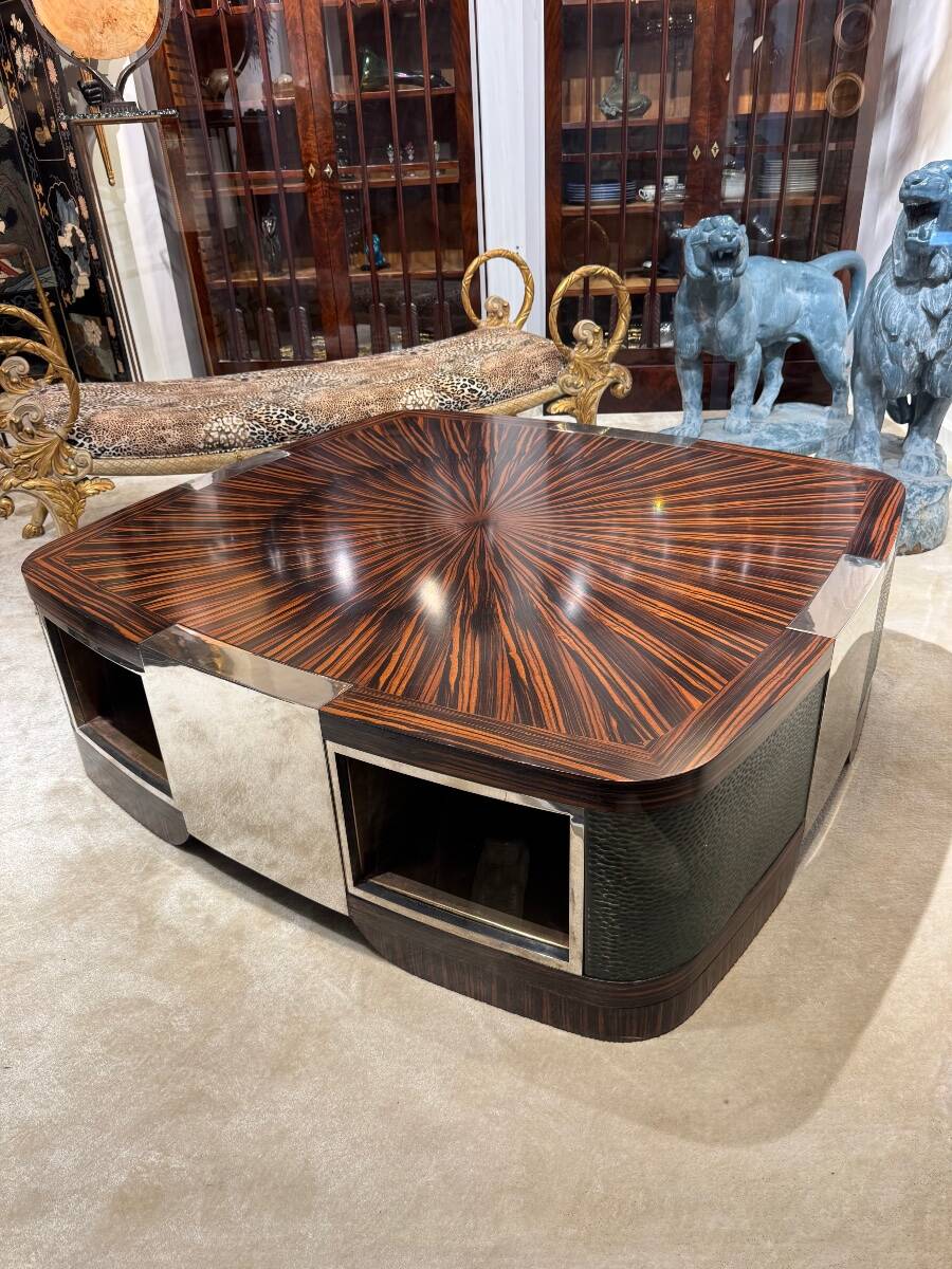 Table basse de style Art déco en ébène de Macassar, vers 1970