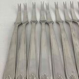 12 snail forks and crustaceans